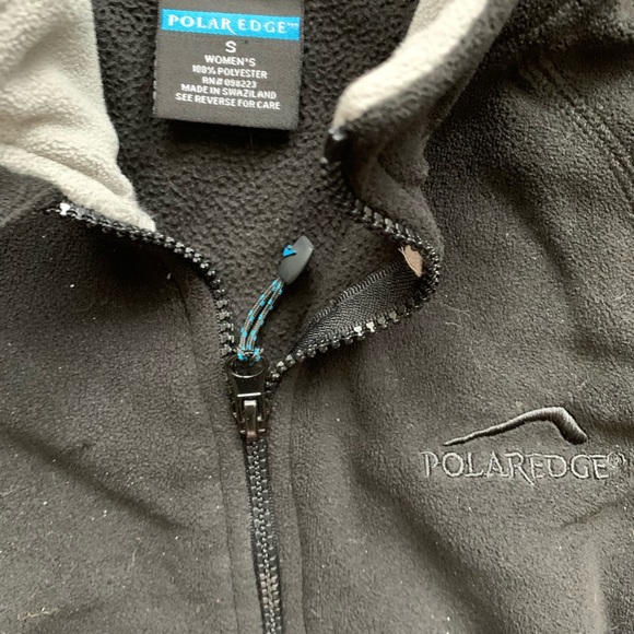 Polar Edge Women’s Fleece pullover/ski layer - Picture 3 of 5